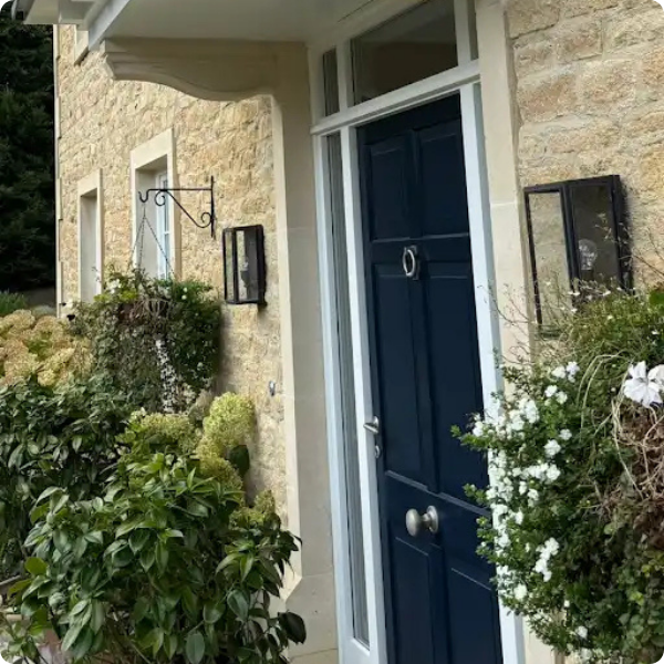 Outdoor painting and decorating in Wokingham Berkshire