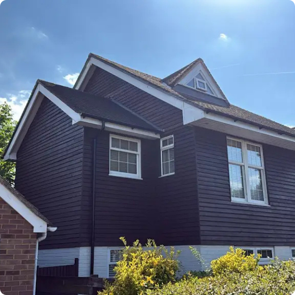 Outdoor wood painting-mm-decorators-wokingham-berkshire